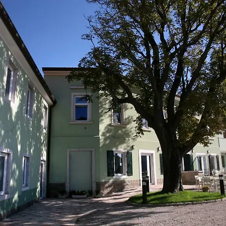 Bizjak L'agriturismo 招待所